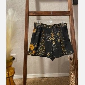 Band of Gypsies black and gold flowy shorts!